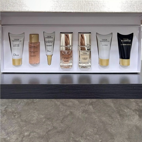 Dior Other - Dior Prestige Skincare Set 💫